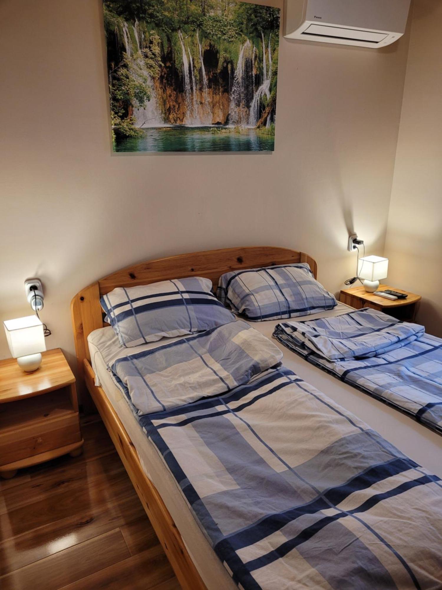 Beni Nyaralo Lägenhet Békésszentandrás Exteriör bild